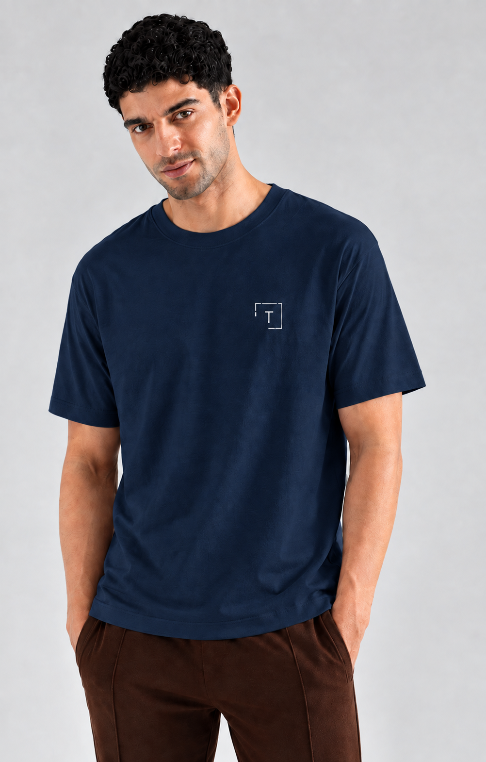 Tailmont Premium White Oversized T-Shirt
